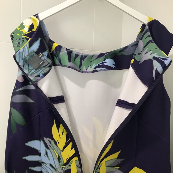 Scuba Dress by Gabby Skye - Picture 11 of 16